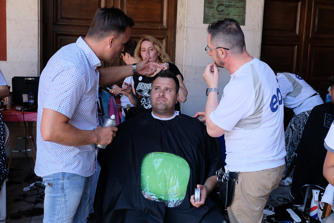 tijeras-solidarias-210